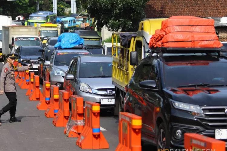 Arus Mudik Lebaran 2025 Mulai Terjadi, Kendaraan Membludak dari Jabotabek