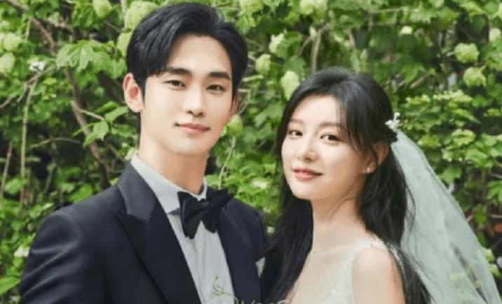 Mencurigakan! Kim Soo Hyun Memancing Rumor Pacaran dengan Kim Ji Won,