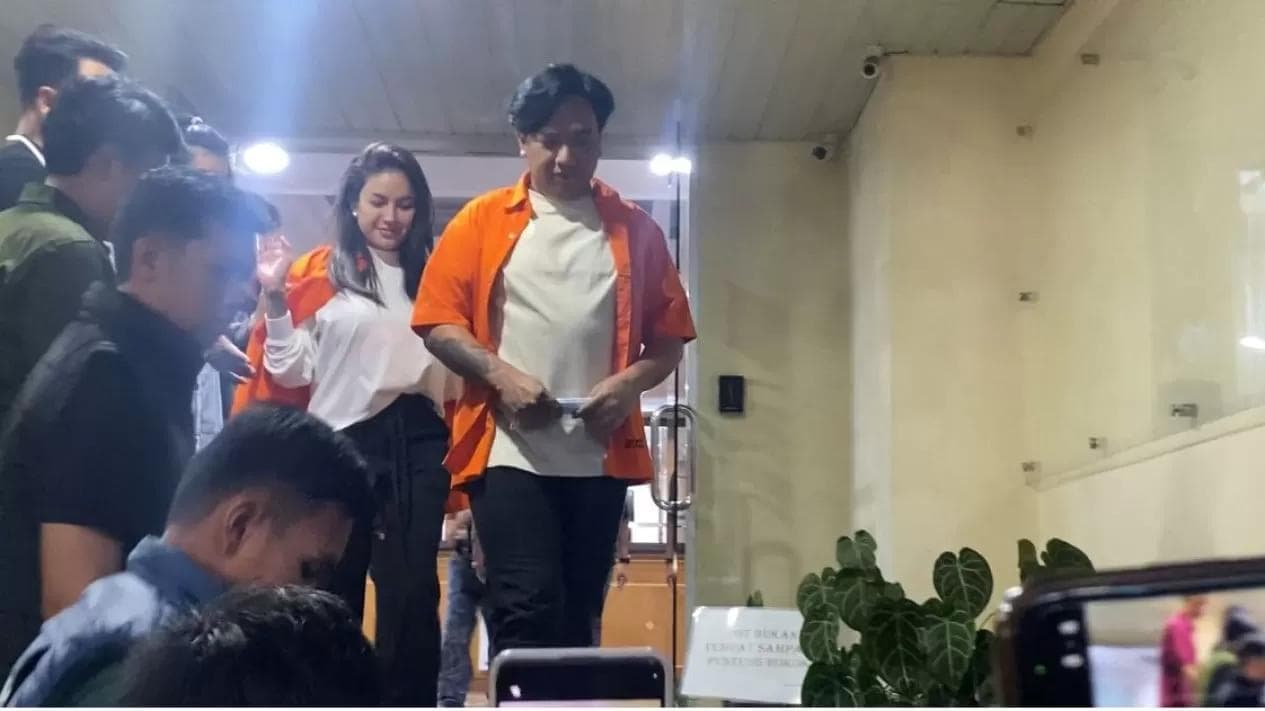 Nikita Mirzani dan Asistennya Ditahan: Skandal Pemerasan Menggemparkan!