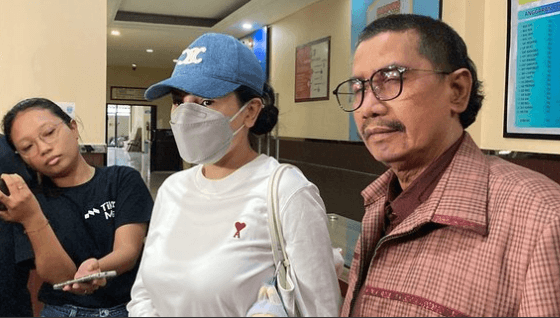 Viral!! Nikita Mirzani Usut dan Masih Mencari Bukti Soal Konten Syur Berlangganan yang Diduga Melibatkan Lolly dan Vadel Badjideh